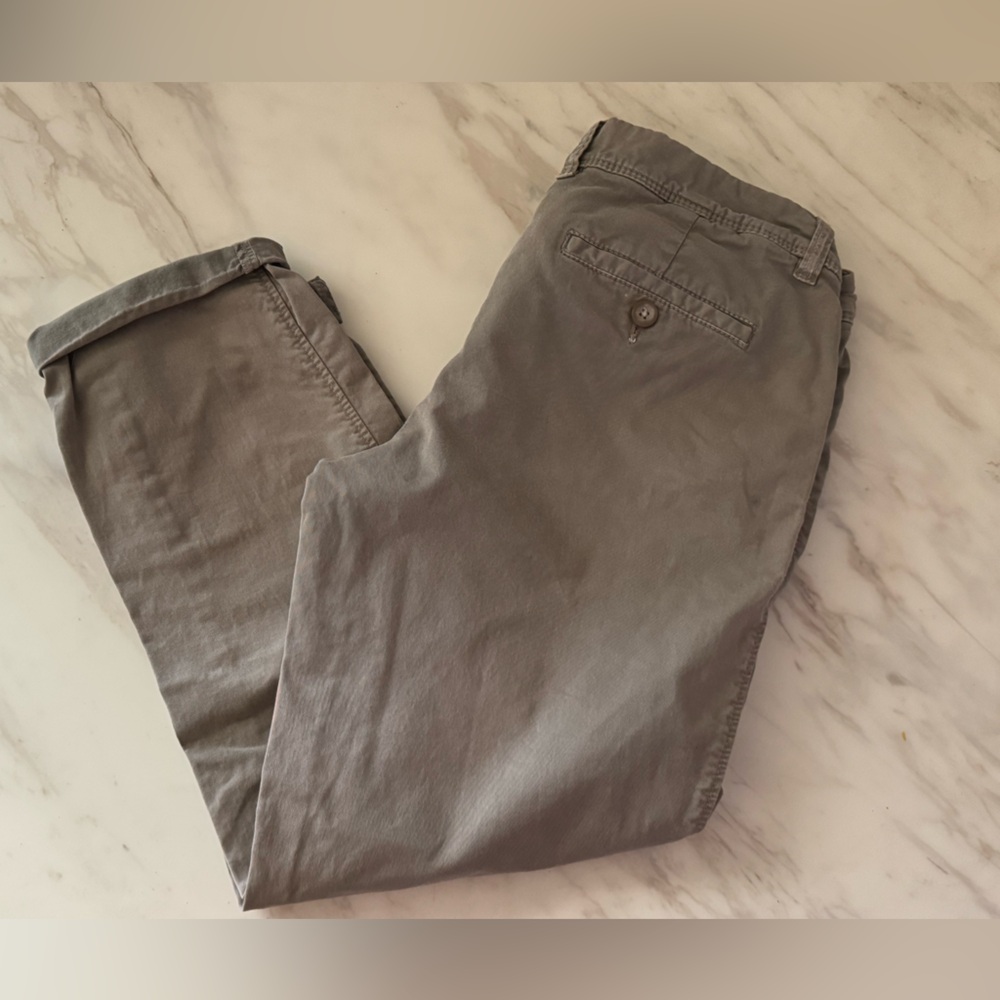 Gap vintage Rolled Crop Khakis size 2